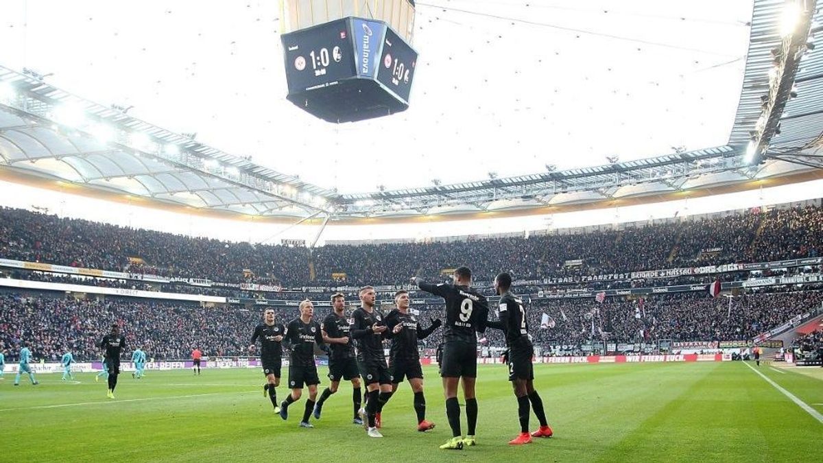 Die Frankfurter Fans wollen einen Stadionausbau