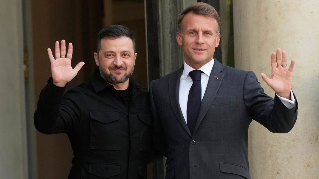 Wolodymyr Selenskyj (links) und Emmanuel Macron zeigen sich in Paris geeint.