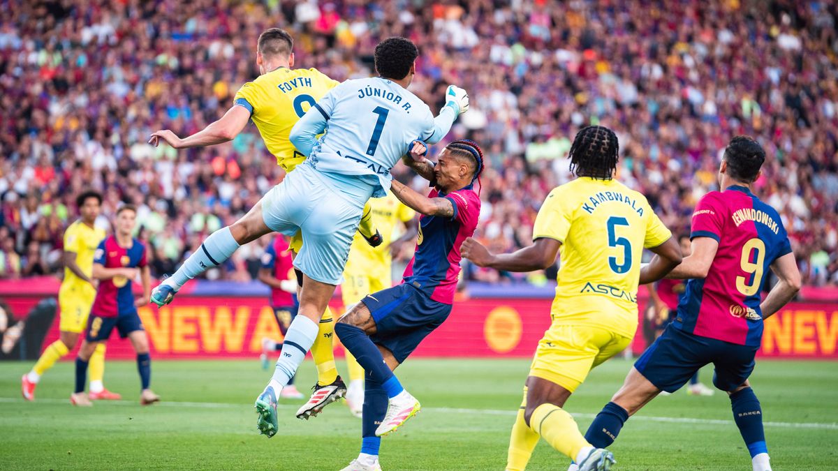 Spanish LaLiga EA Sports: FC Barcelona, Barca v Villarreal CF in Barcelona, Spain. Barcelona, Spain, 18, May, 2025. Spanish LaLiga EA Sports: FC Barcelona v Villarreal CF. FC Barcelona player (11) ...