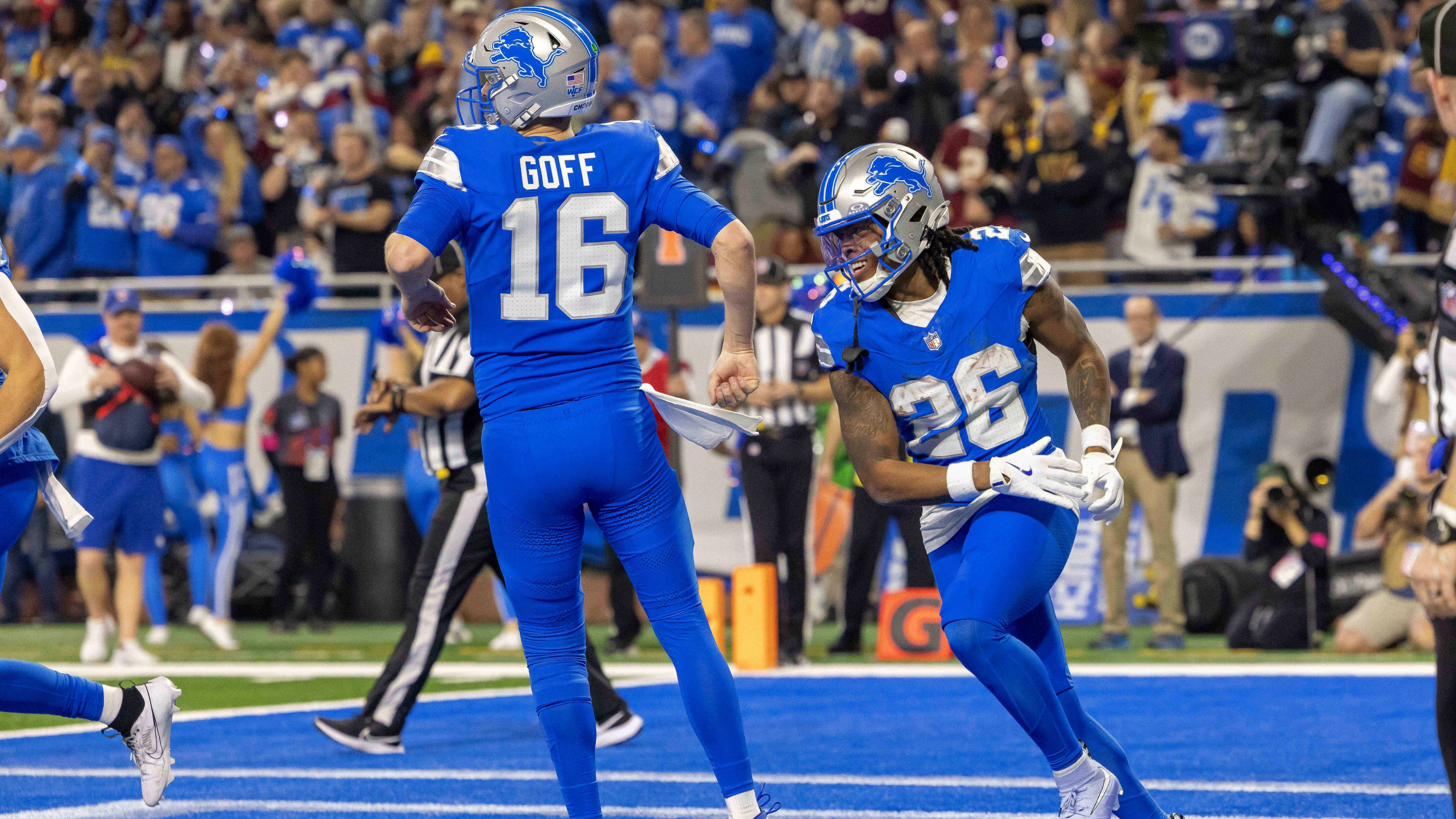 <strong>6 Pro Bowler: Detroit Lions</strong><br>Frank Ragnow (Center), Brian Branch (Safety), Jack Fox (Punter), Jared Goff (l., Quarterback), Jahmyr Gibbs (r., Running Back), Taylor Decker (Tackle)