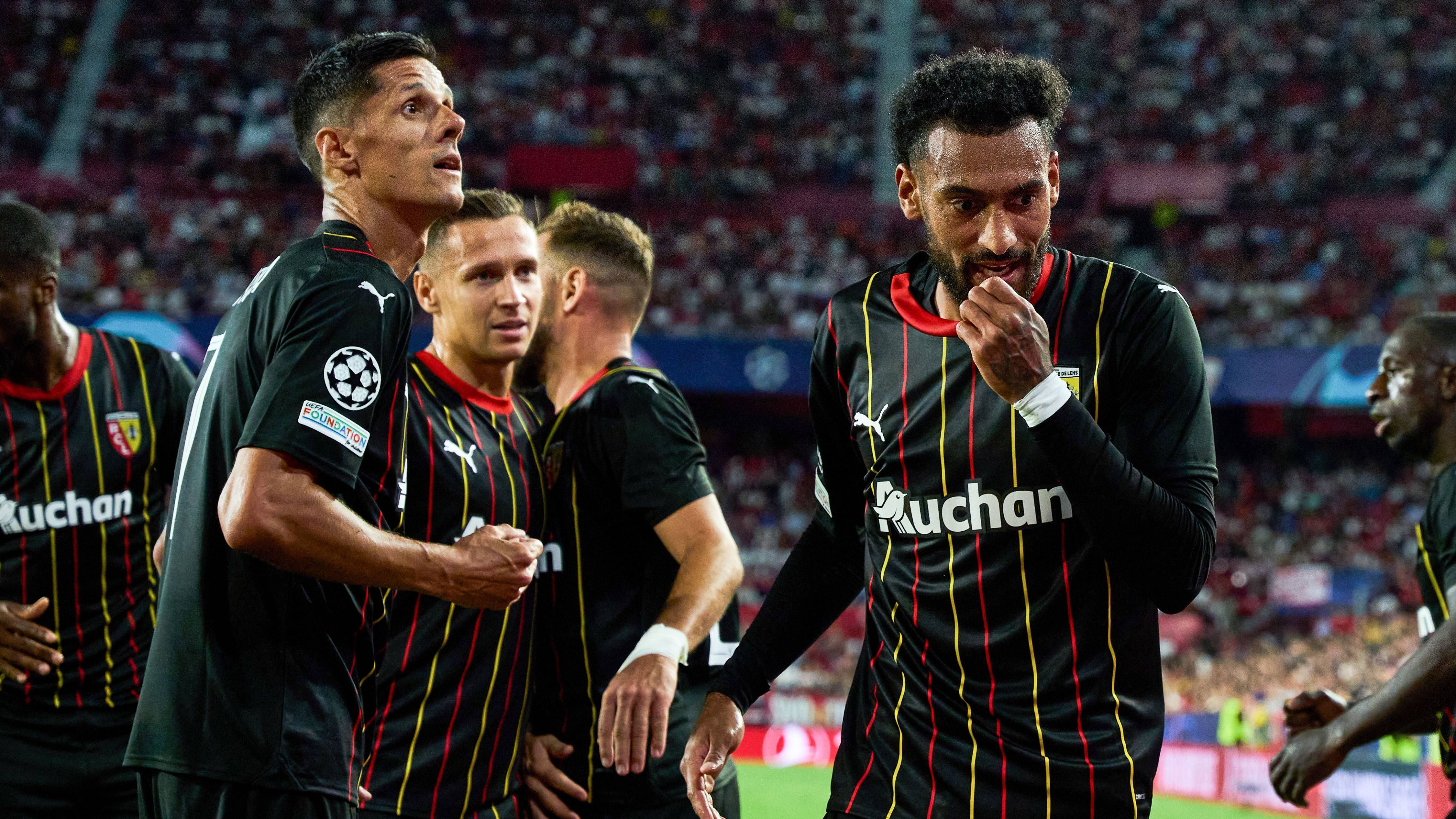<strong>Platz 16: RC Lens (51 Punkte)</strong><br>Die Franzosen trotzten Sevilla nicht nur ein Unentschieden ab, sondern erspielten sich auch die besseren Chancen (0,66 xG-Differenz). Damit holen sie 19 Punkte, die sie auch von "WhoScored" bekommen. Hinzu kommen 13 <em><strong>ran</strong></em>-Punkte.
