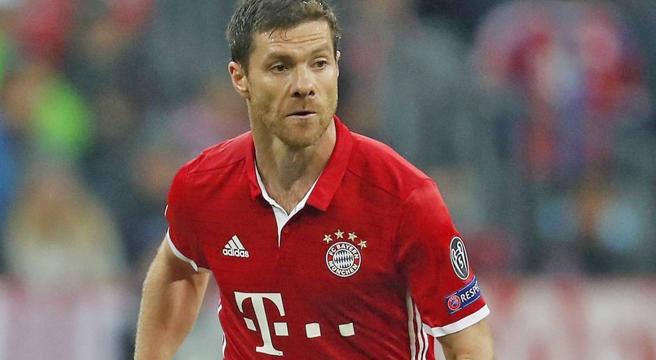 
                <strong>Xabi Alonso</strong><br>
                Xabi Alonso: "Langsam aber im Spiel mit dem Ball stark" - gegen die Gladbacher bewies der Spanier wieder einmal seine von Coach Ancelotti gelobten Qualitäten. Ließ sich wenn nötig auf Höhe der Innenverteidiger zurückfallen, um das Spiel zu eröffnen, und schoss Bayerns Eckbälle von links. Ein eher unauffälliges aber gewohnt sicheres Spiel von Alonso. ran-Note: 3+
              