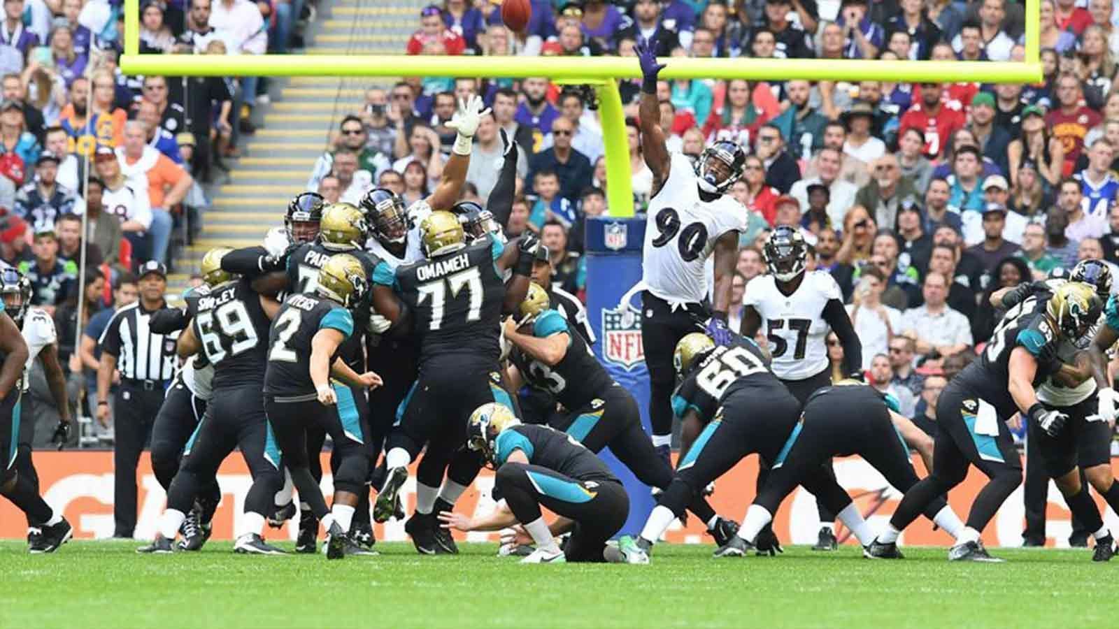 <strong>2017 in London: Jacksonville Jaguars vs. Baltimore Ravens</strong><br>
                Das erste London Game 2017 bestritten die Jacksonville Jaguars und die Baltimore Ravens in Week 3 im Wembley-Stadion. Die Truppe um Quarterback Blake Bortles nahm die Ravens beim 44:7 regelrecht auseinander. Seit 2014 muss jedes Team, das einen Super Bowl im eigenen Stadion ausrichtet, innerhalb der kommenden fünf Jahre ein Spiel in London bestreiten. Doch nicht nur in London war die NFL bisher zu Gast.
