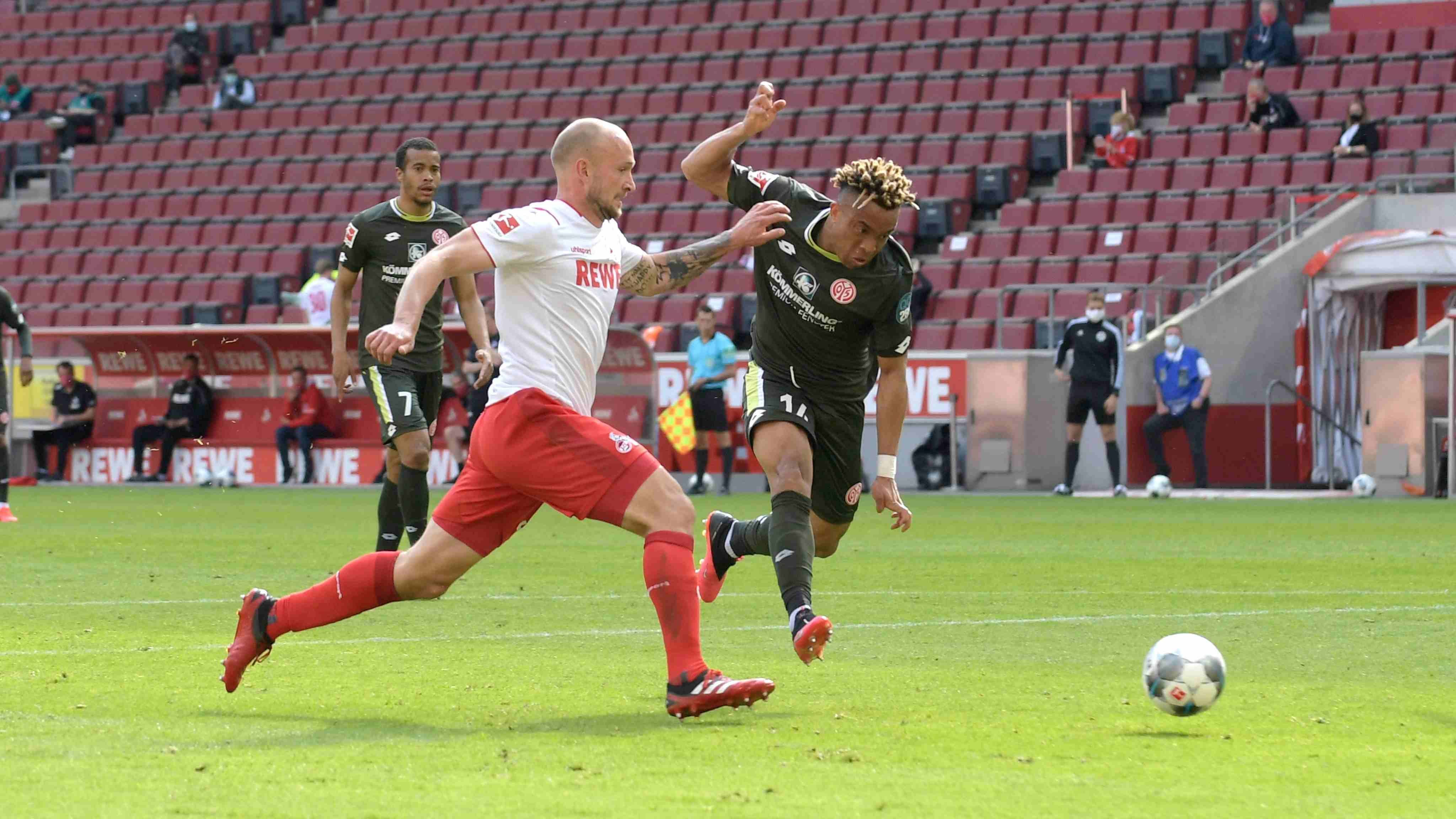 
                <strong>Gewinner: 1. FC Köln - Mainz 05</strong><br>
                Das bisher beste Spiel seit dem Restart der Bundesliga. Die Abläufe bei beiden Mannschaften wirkten schon sehr eingespielt, woraus ein lebendiges Spiel mit vielen Torszenen entstand. Zu Beginn waren die Kölner drückend überlegen und gingen mit 2:0 in Führung, am Ende kämpfte sich Mainz zurück. Highlight des Spiels: Der Solo-Lauf von Kunde vor dem 2:2-Ausgleichstreffer. 
              