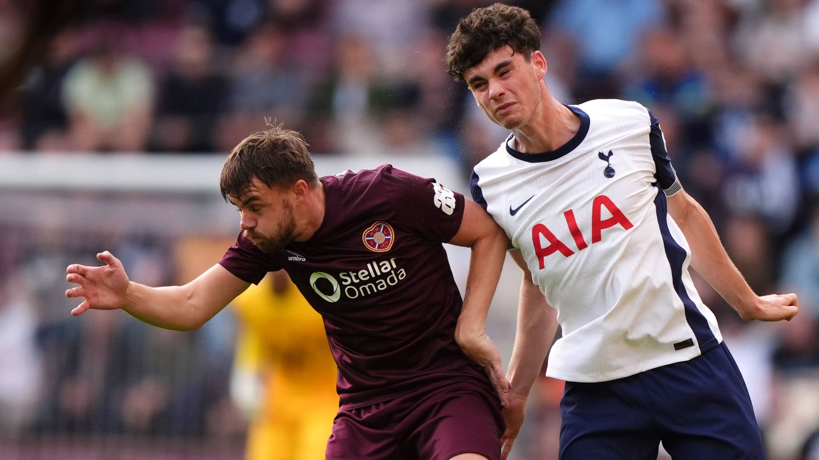 <strong>Archie Gray (Tottenham Hotspur)</strong><br>Sein erstes Spiel hat Archie Gray für die Spurs bereits absolviert. Tottenham hat für den Engländer 41,25 Millionen Euro an Leeds United überwiesen. Der 18 Jahre alte zentrale Mittelfeldspieler gilt auf der Insel als Mega-Talent.