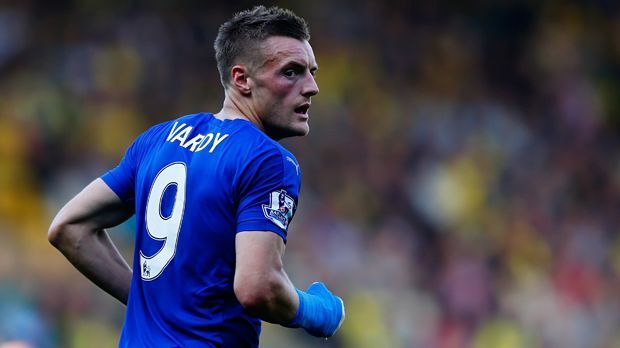 
                <strong>10. Platz: Jamie Vardy (Leicester City)</strong><br>
                Platz 10: Jamie Vardy (7 Tore). Jamie Vardy schoss für Leicester City bereits sieben Tore und übertrumpft dadurch sogar Manchester Citys Sergio Agüero, der alleine gegen Newcastle fünf Mal traf. Mit nur einer Niederlage nach acht Spieltagen steht Vardys Klub aus Leicestershire auf Platz fünf der Premiere League.
              