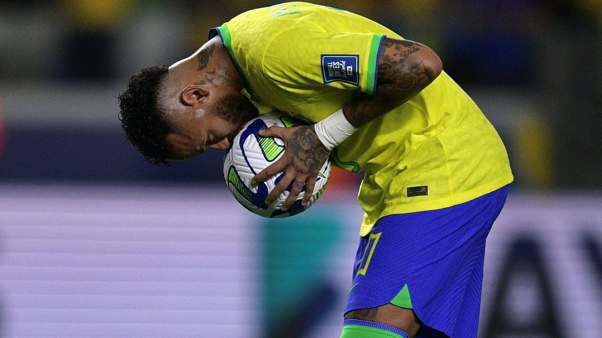 Alleine an der Spitze: Neymar