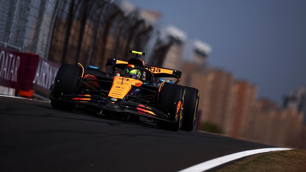 F1 - CHINESE GRAND PRIX 2025 04 NORRIS Lando (gbr), McLaren F1 Team MCL39, action during the Formula 1 Heineken Chinese Grand Prix 2025, 2nd round of the 2025 FIA Formula One World Championship, WM...