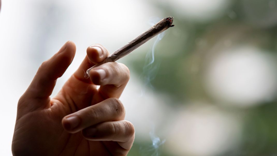 Ab dem 1. April ist es in Deutschland für Erwachsene legal, Cannabis zu konsumieren.