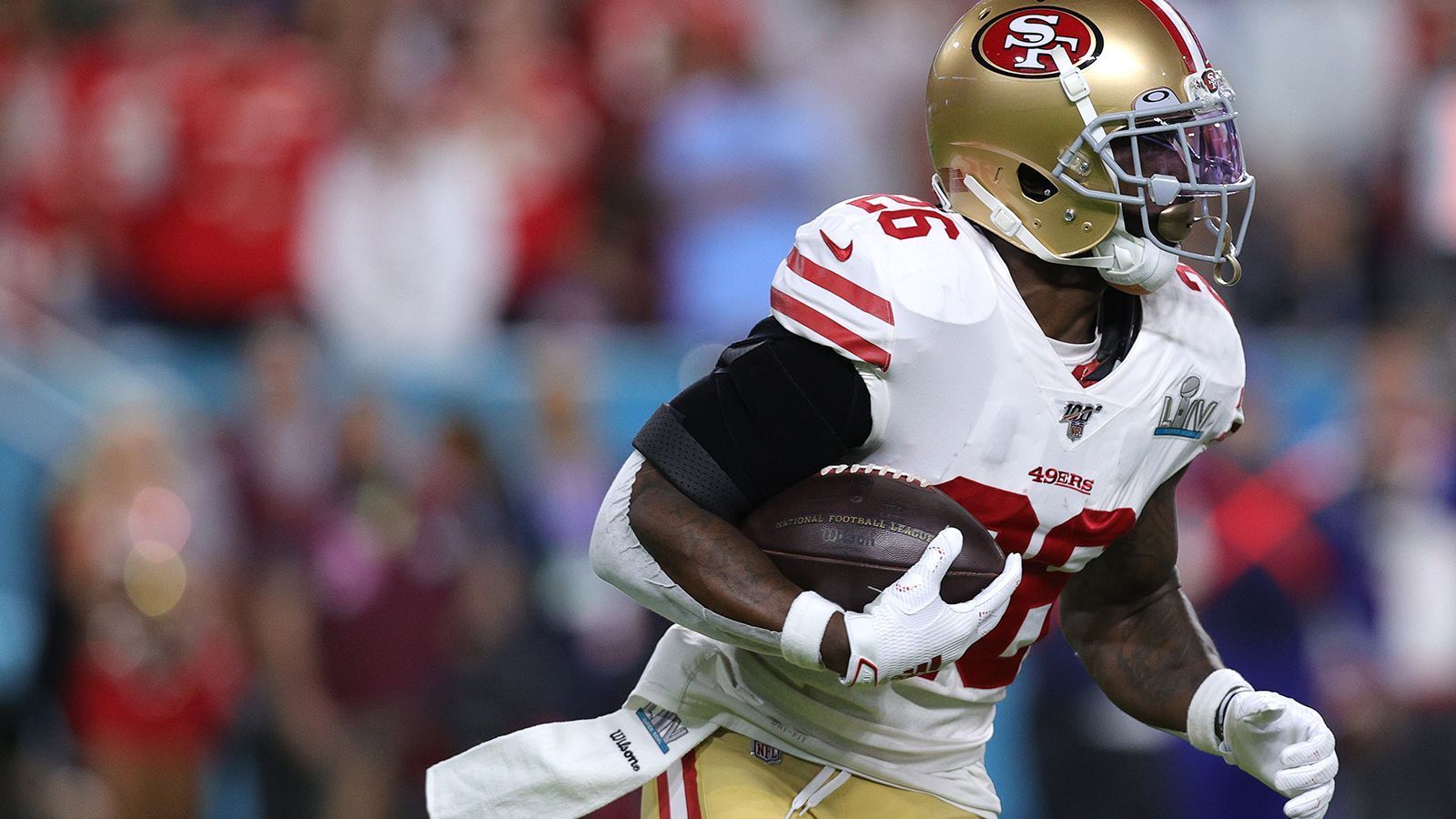 
                <strong>Tevin Coleman (Running Back)</strong><br>
                Bittere Pille für Tevin Coleman! Der Running Back verletzte sich im Spiel gegen die Seattle Seahawks am selben Knie, das ihn zuvor bereits für mehrere Wochen zum Aussetzen zwang. Es ist fraglich, ob er für das kommende Spiel am Donnerstag gegen die Green Bay Packers fit wird. 
              