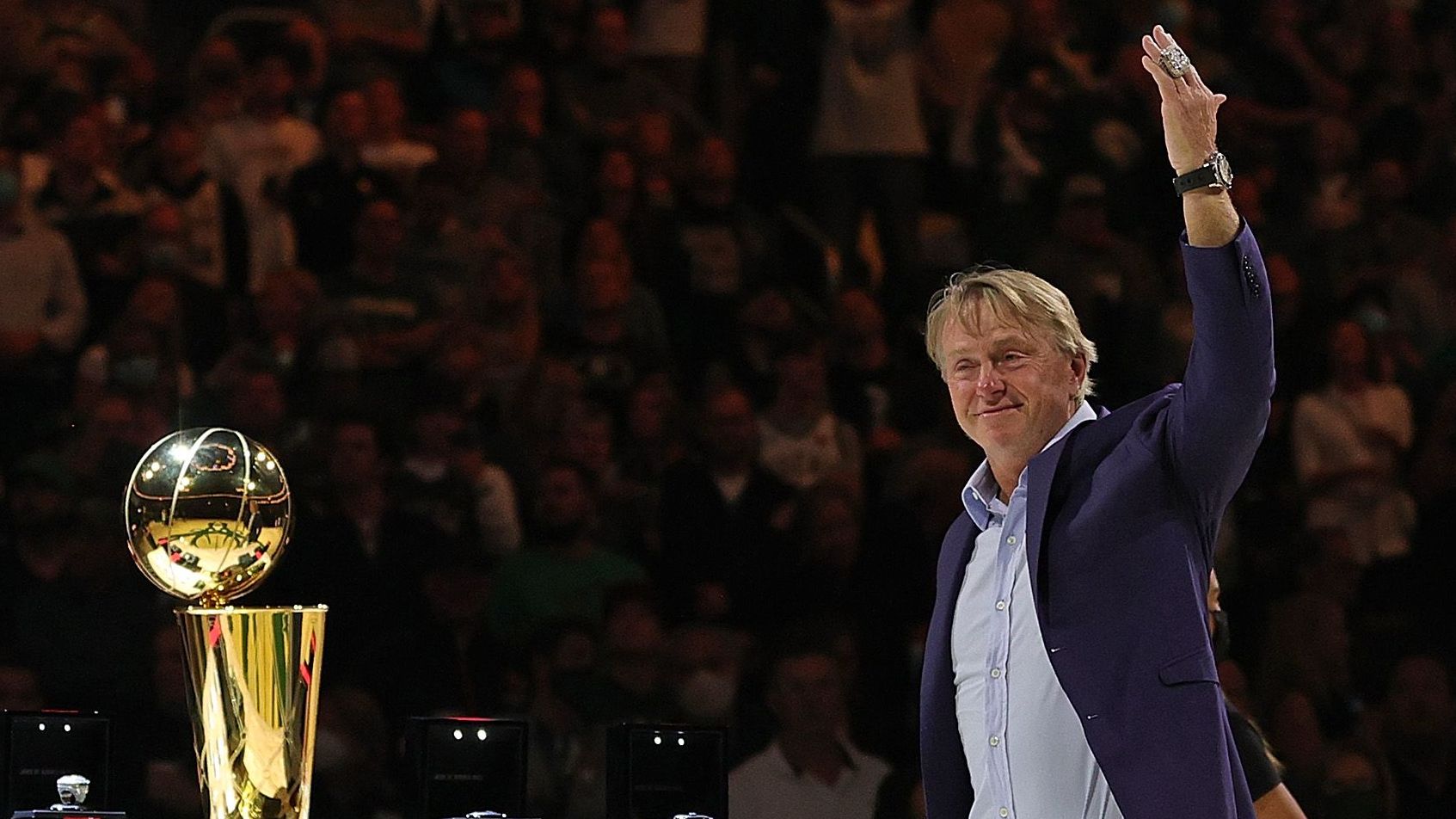 <strong>Milwaukee Bucks - Wes Edens</strong><br>Besitzer seit: 2014<br>Kaufpreis: 550 Millionen<br>Aktueller Wert: 3,2 Milliarden