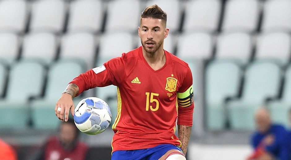 
                <strong>Sergio Ramos</strong><br>
                Sergio Ramos: Gemeinsam mit Pique bildet der Real-Star in der spanischen Nationalmannschaft seit Jahren das Innenverteidiger-Duo. Ramos ist zweifacher Europameister und Weltmeister, der 30-Jährige hat mit der Seleccion damit alle möglichen Erfolge gefeiert. Im Falle eines vierten Titels in Russland könnte deshalb auch Ramos 2018 das Team verlassen - und Spanien müsste dann die Abwehr komplett umbauen.
              