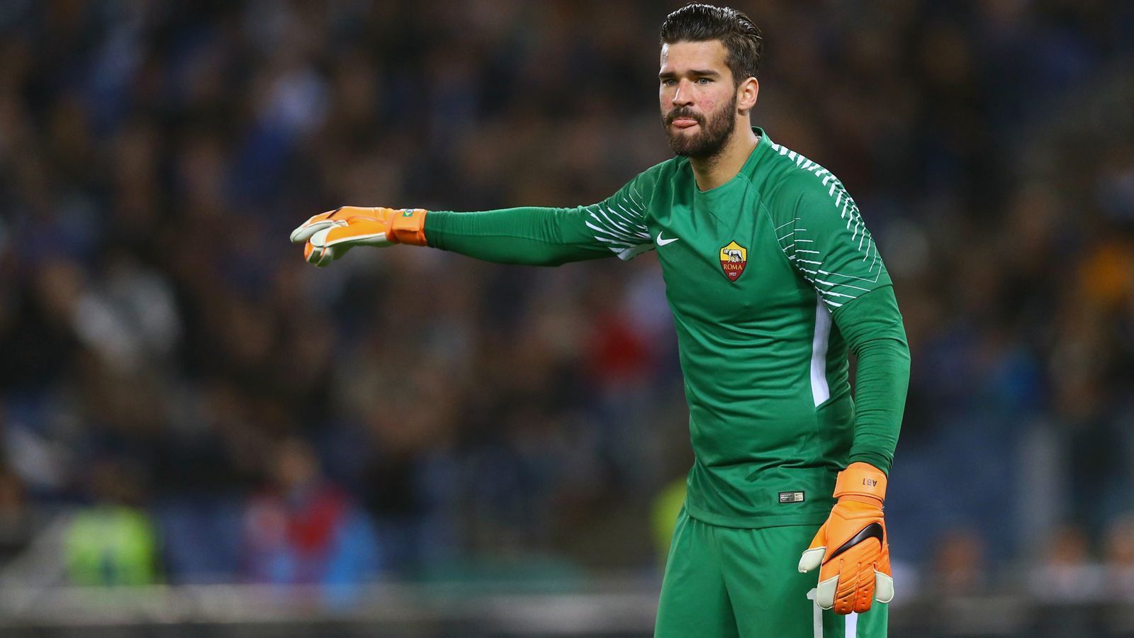 
                <strong>Platz 2 - Alisson Becker (Liverpool FC)</strong><br>
                &#x2022; <strong>Wechsel von:</strong> AS Rom (2018)<br>&#x2022; <strong>Ablösesumme:</strong> 62,5 Millionen Euro<br>
              