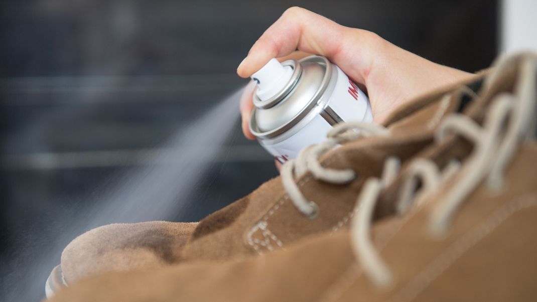 Imprägnieren: So bleiben Schuhe trocken und wasserfest