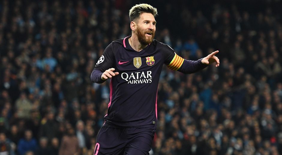 
                <strong>Lionel Messi</strong><br>
                Lionel Messi knackt weiter Rekorde. Im Spiel bei Manchester City erzielte der Argentinier in Diensten des FC Barcelona sein 54. Tor in der Gruppenphase der Champions League. Damit ist Messi nun alleiniger Rekordhalter vor Real-Madrid-Legende Raul (53 Tore in CL-Gruppenspielen). Insgesamt war es Messis 90. Tor im Wettbewerb, hier hat Cristiano Ronaldo mit 95 Treffern (noch) die Nase vorn. Bereits am Spieltag zuvor konnte Messi einen Rekord brechen ...
              