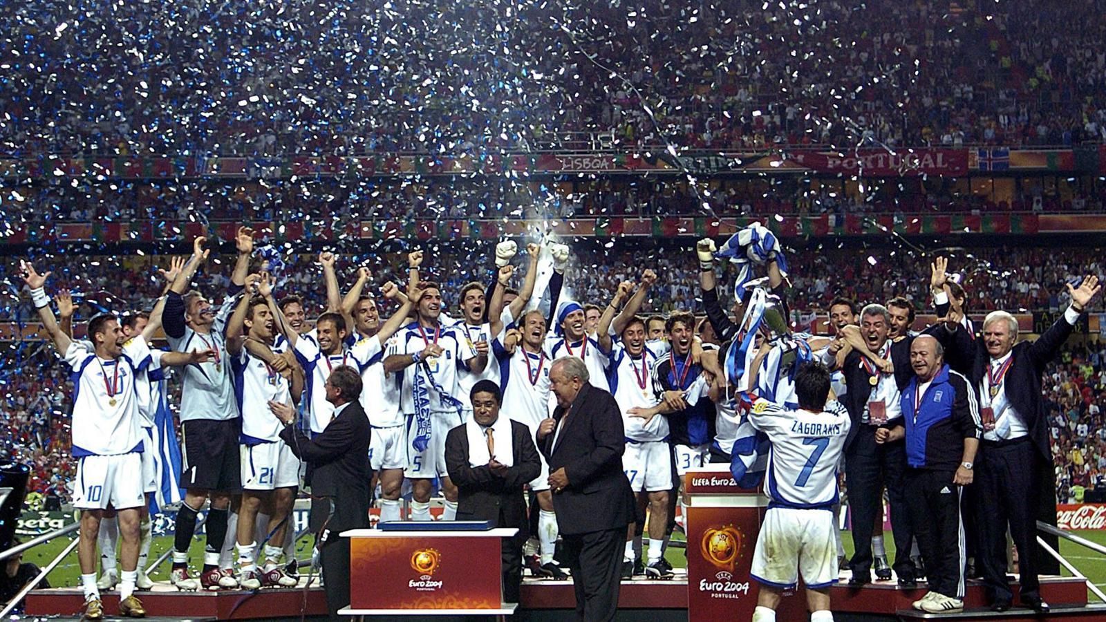 
                <strong>Platz 10: Griechenland (eine Final-Teilnahme)</strong><br>
                Im EM-Finale: 2004EM-Titel: 1Beste WM-Platzierung: Achtelfinale (2014)
              
