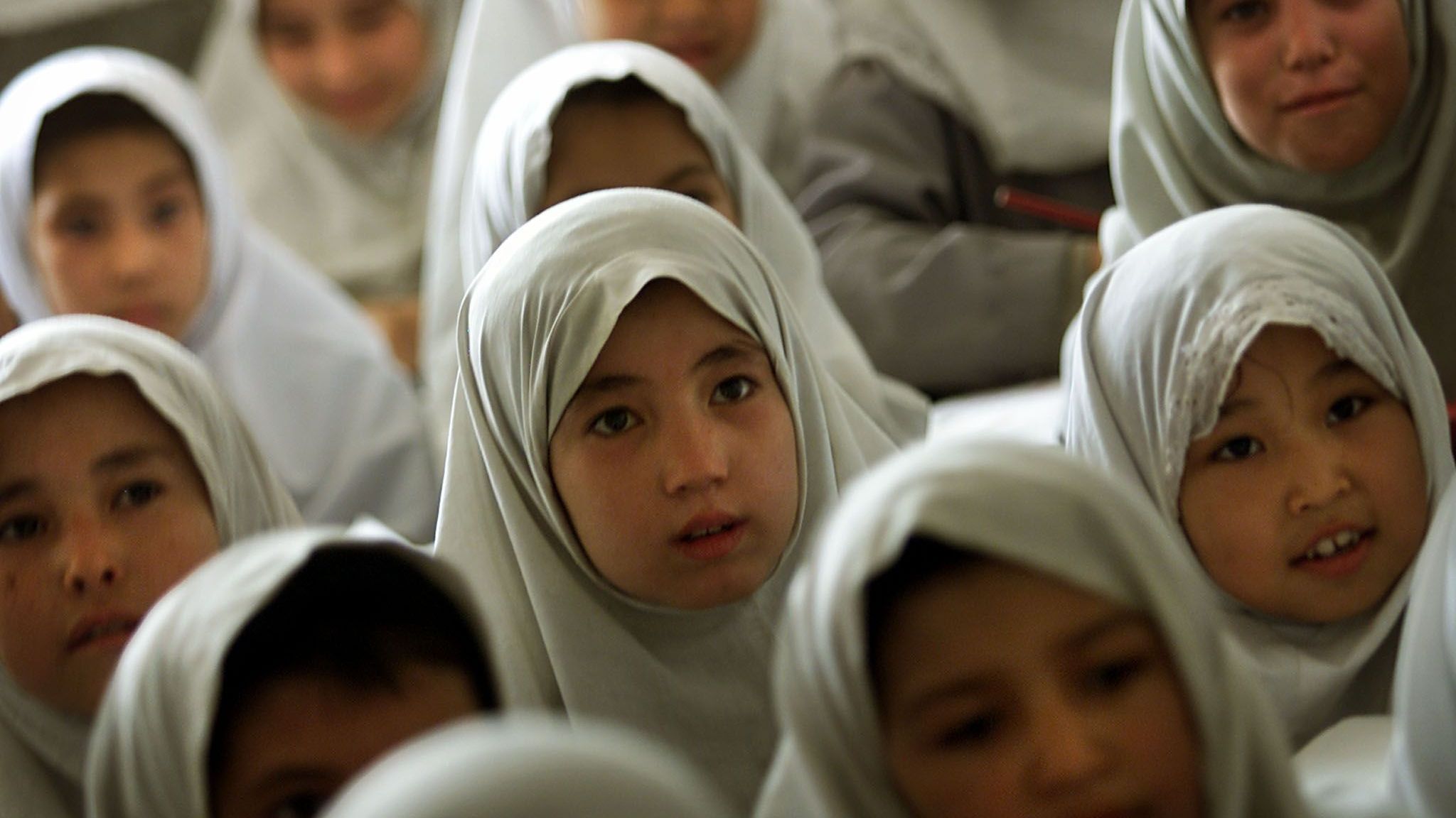 Vergiftung an iranischen Schülerinnen: Schließung von Mädchenschulen soll wohl erzwungen werden.