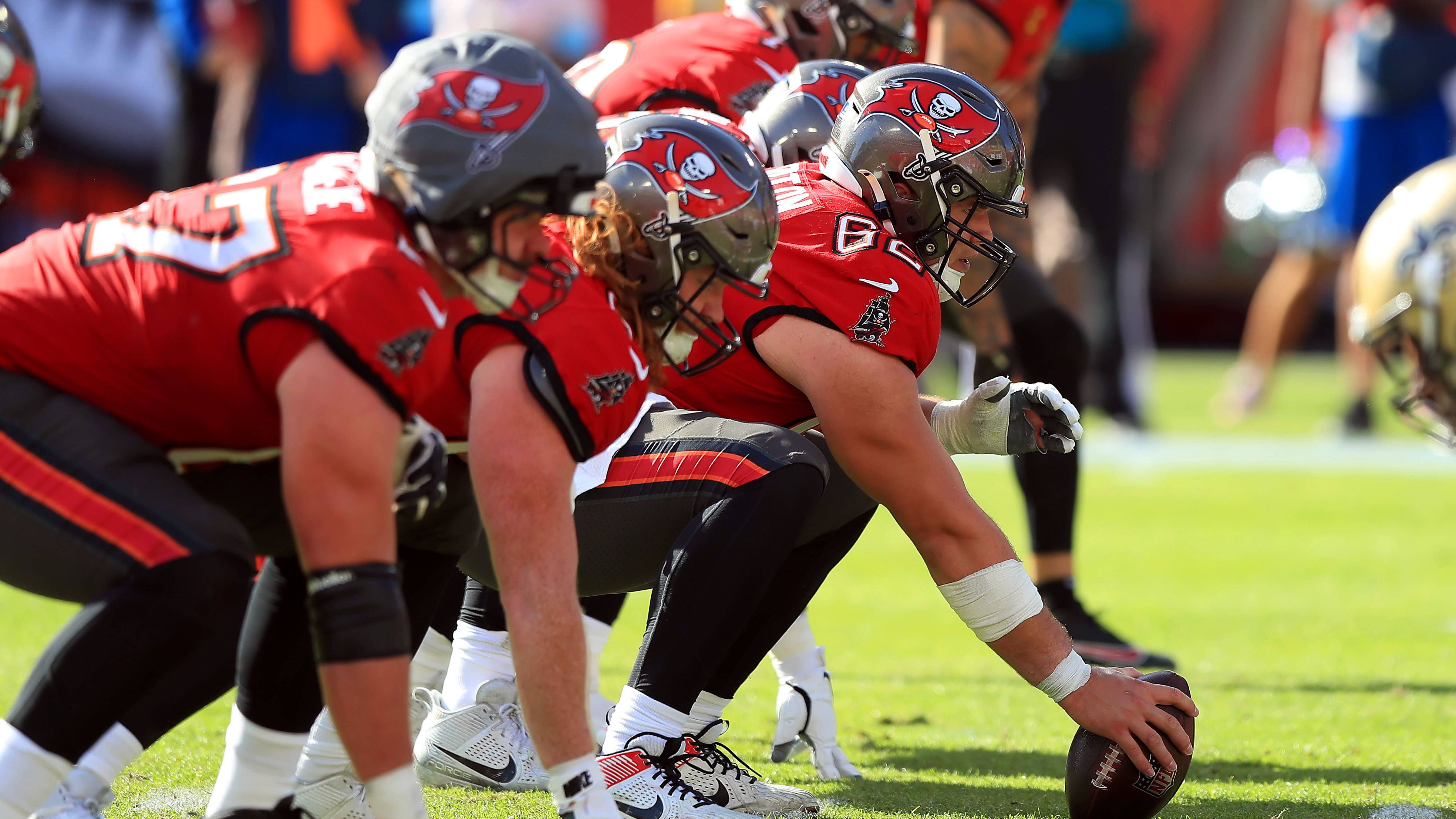 <strong>NFC South: Tampa Bay Buccaneers</strong><br>Woche 1: at Falcons<br>Woche 2: at Texans (MNF)<br>Woche 3: vs. Jets<br>Woche 4: vs. Eagles<br>Woche 5: at Seahawls<br>Woche 6: vs. 49ers<br>Woche 7: at Lions (MNF)<br>Woche 8: at Saints<br>Woche 9: Bye<br>Woche 10: Patriots&nbsp;<br>Woche 11: at Bills<br>Woche 12:at Rams (SNF)<br>Woche 13: vs. Cardinals<br>Woche 14: vs. Saints<br>Woche 15: vs. Falcons (TNF)<br>Woche 16: at Panthers<br>Woche 17: at Dolphins<br>Woche 18: vs. Panthers