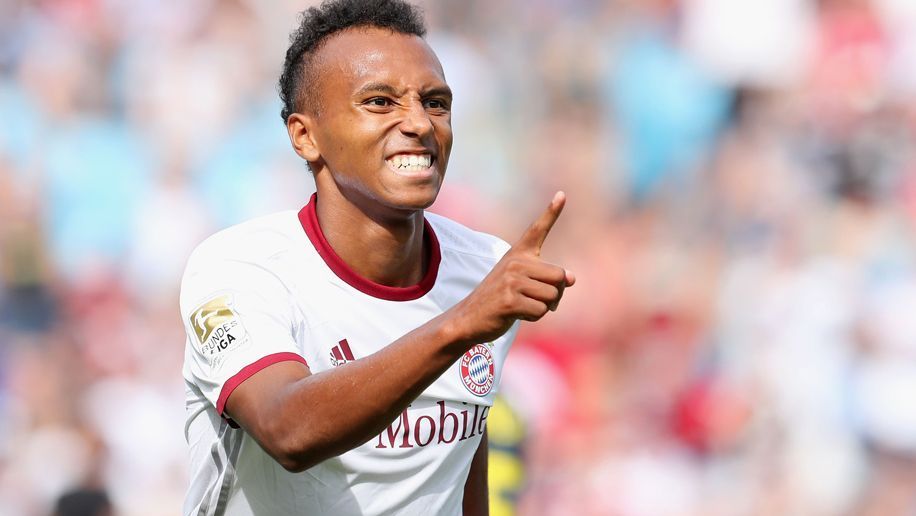 
                <strong>Julian Green (FC Bayern München)</strong><br>
                Dafür steht mit Julian Green immerhin ein WM-Torschütze nicht im A-Kader der Münchner. Ancelotti setzte den 21-Jährigen trotz einer starken Vorbereitung nur in den B-Kader der Nachwuchstalente.
              