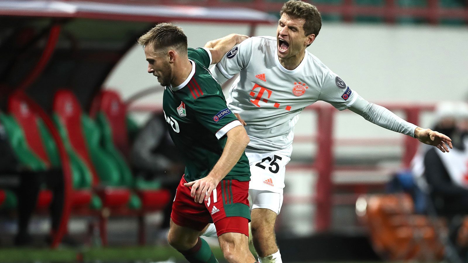 
                <strong>Thomas Müller</strong><br>
                Ist wie gewohnt viel in Bewegung, schafft Räume, auch wenn das Spiel doch zu einem großen Teil an ihm vorbeiläuft. Bekommt nach 45 Minuten eine Pause, er wird ausgewechselt. ran.de-Note: 4
              