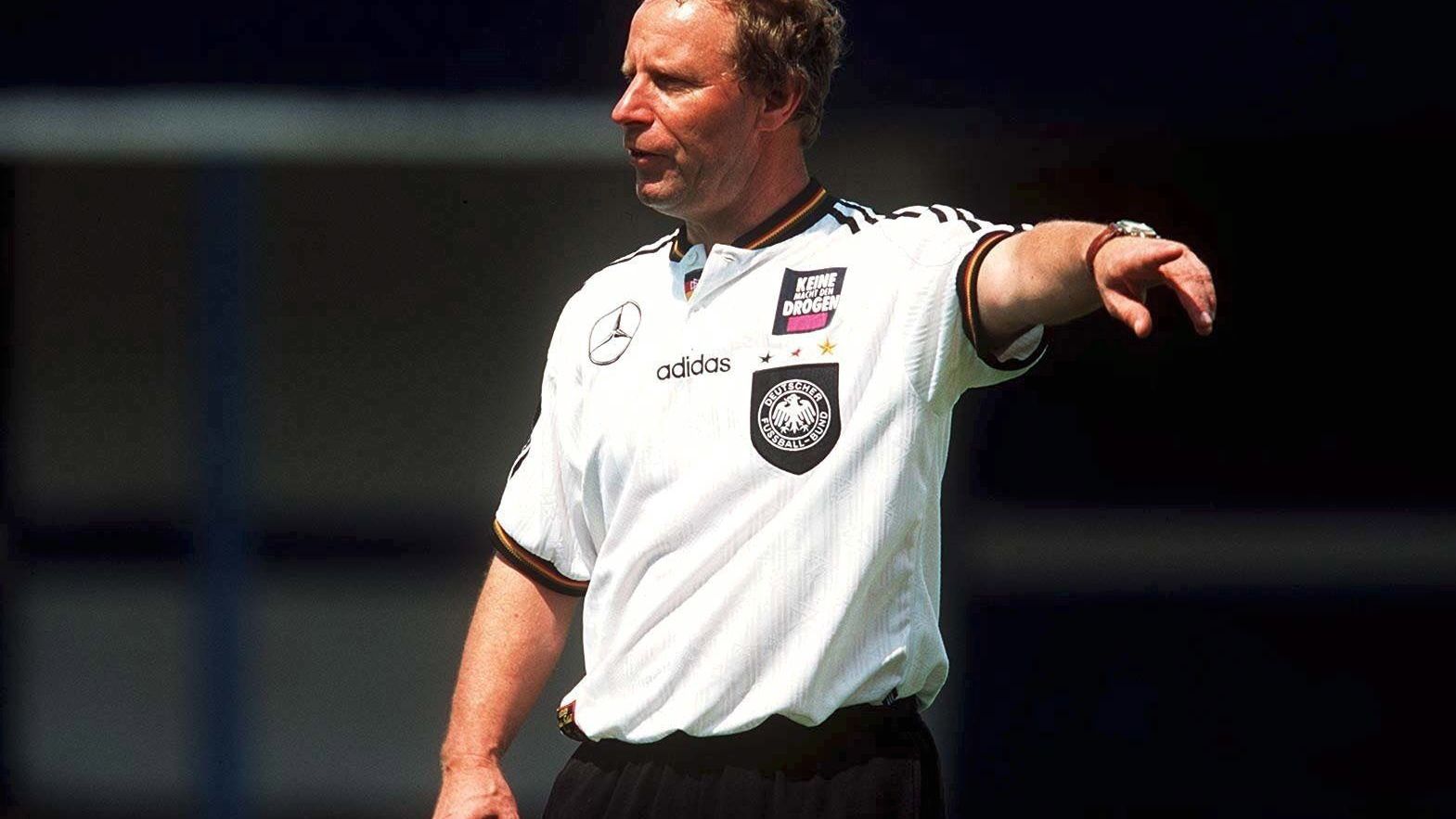 <strong>Platz 1: Berti Vogts</strong><br>- Punkte pro Partie: 2,20<br>- Länderspiele: 102<br>- Amtszeit: 09.08.1990 bis 07.09.1998