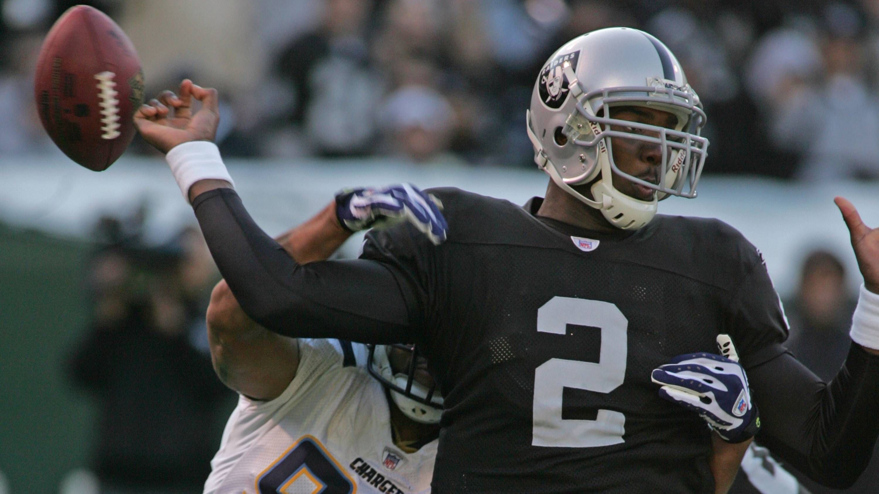 <strong>Las Vegas Raiders: 2007, 1. Pick</strong><br>- Spieler: JaMarcus Russell