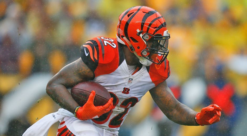 
                <strong>Platz 8: Jeremy Hill</strong><br>
                Running BackWorkout-Bonus:  US-Dollar
              