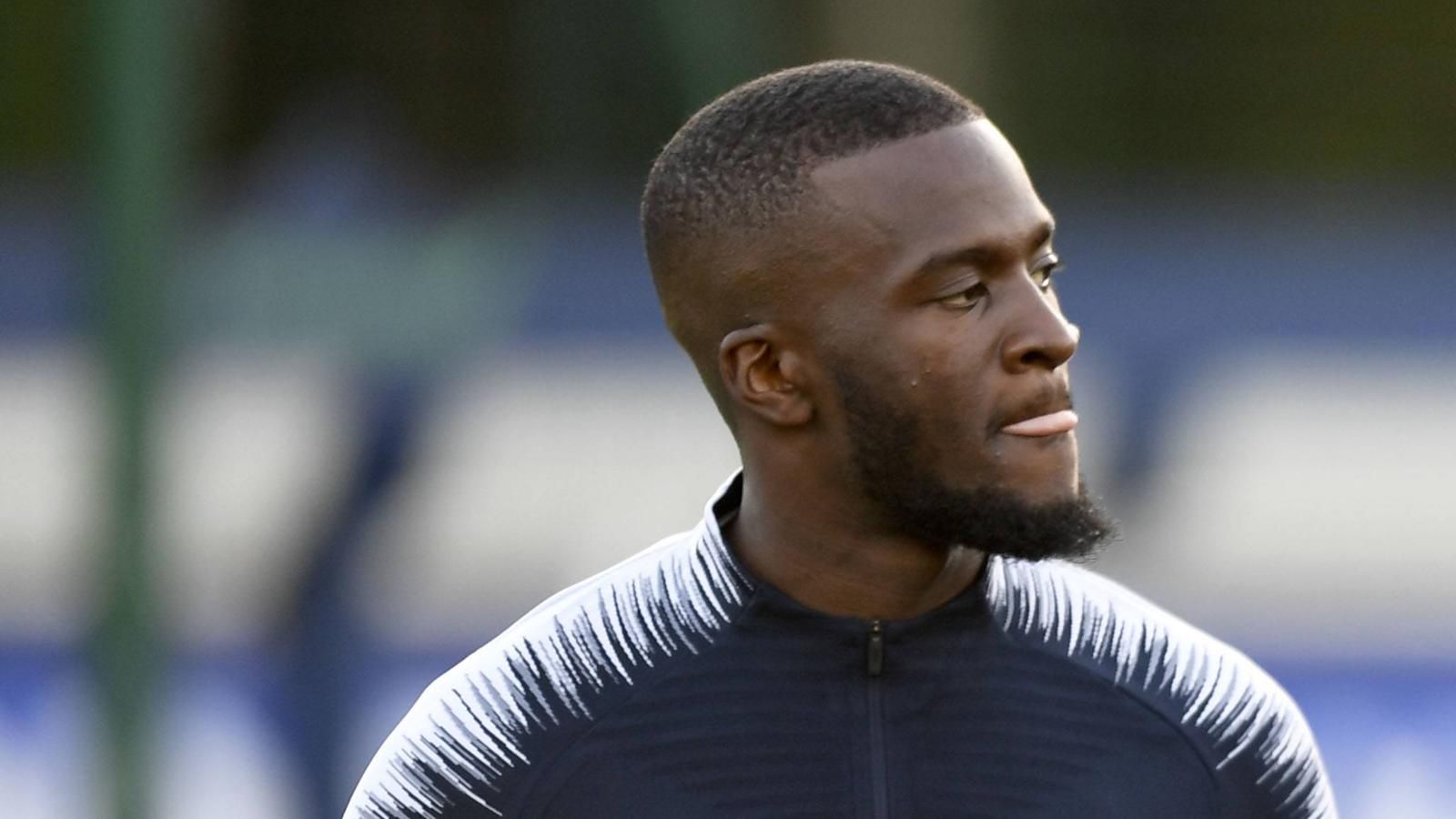 
                <strong>Tanguy NDombele (Frankreich)</strong><br>
                Wurde kurz vor Schluss für Antoine Griezmann eingewechselt, ohne nennenswerte Aktionen. ran-Note: -
              