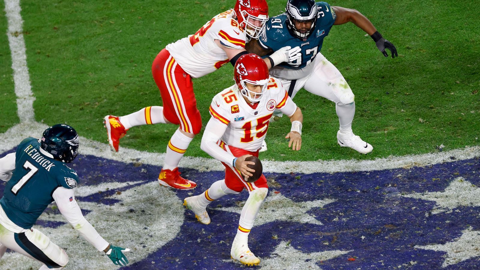 
                <strong>Week 11</strong><br>
                &#x2022; Thursday Night: Bengals at Ravens<br>&#x2022; Sunday Night: Vikings at Broncos<br>&#x2022; Monday Night: Eagles at Chiefs<br>
              