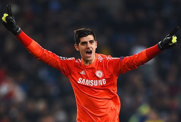 
                <strong>Thibaut Courtois (Belgien)</strong><br>
                Platz 3: Der Belgier stand mit seinen 22 Jahren schon im Champions-League-Finale (Für Atletico gegen Real 2014) und ist jetzt Stamm-Torhüter beim FC Chelsea. Auf dem Weg zur Nummer eins hat er einen gewissen Petr Cech verdrängt.
              
