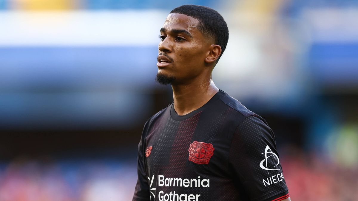 Chelsea v Bayer Leverkusen 08 August 2025, London - Pre Season Friendly - Chelsea v Bayer Leverkusen - Amine Adli of Bayer Leverkusen - Photo: Jacques Feeney Offside. London UK *** Chelsea gegen Ba...