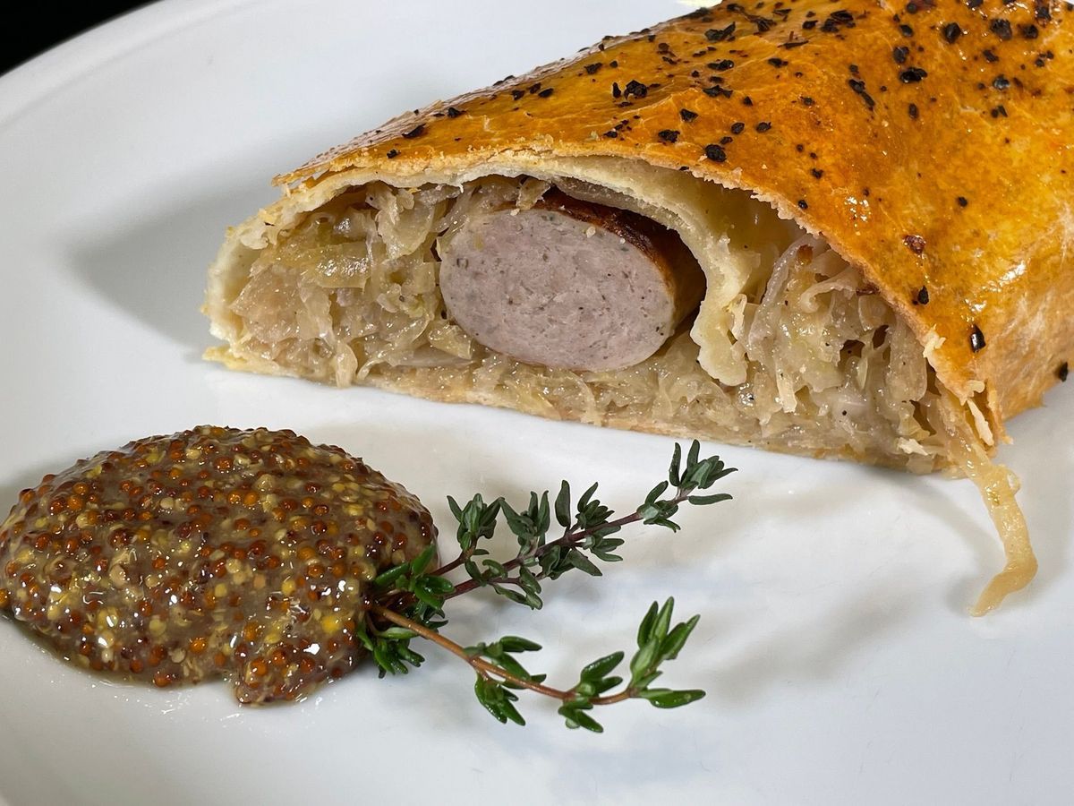 bratwurststrudel