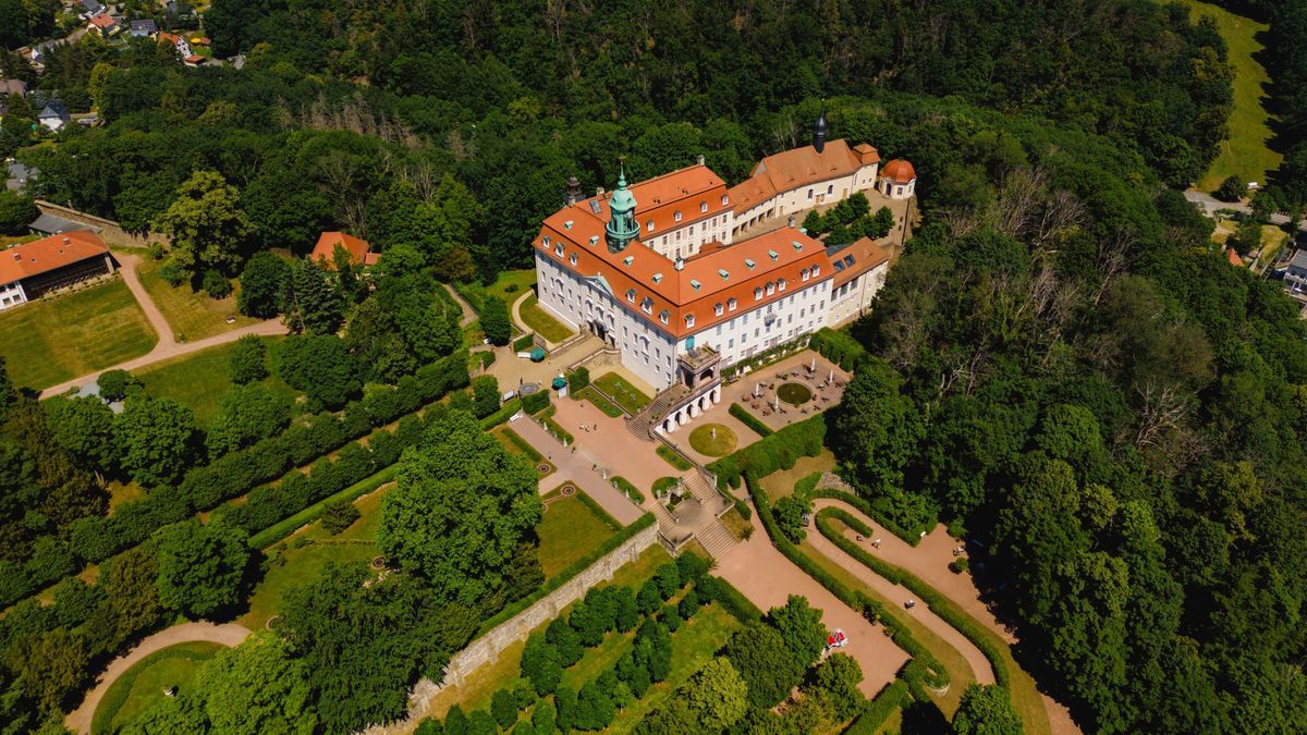 Neue Staffel mit altbewährter Location: Auch in diesem Jahr wird auf Schloss Lichtenwalde geheiratet.