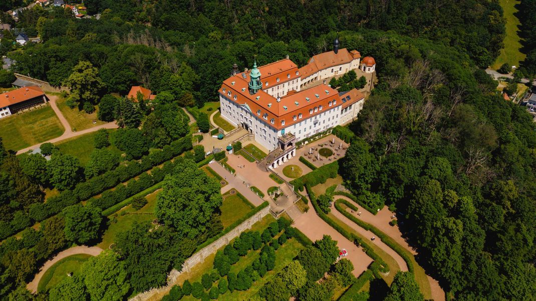 Neue Staffel mit altbewährter Location: Auch in diesem Jahr wird auf Schloss Lichtenwalde geheiratet.