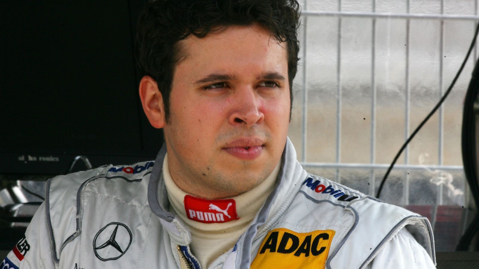 
                <strong>2006 - Daniel la Rosa - Platz 15</strong><br>
                Platz 15 mit zwei Zählerchen und trotzdem der beste Rookie: Daniel la Rosa. Der gebürtige Hanauer arbeitet heute im Porsche Zentrum Aschaffenburg als Verkaufsberater für Neu- und Gebrauchtwagen.
              