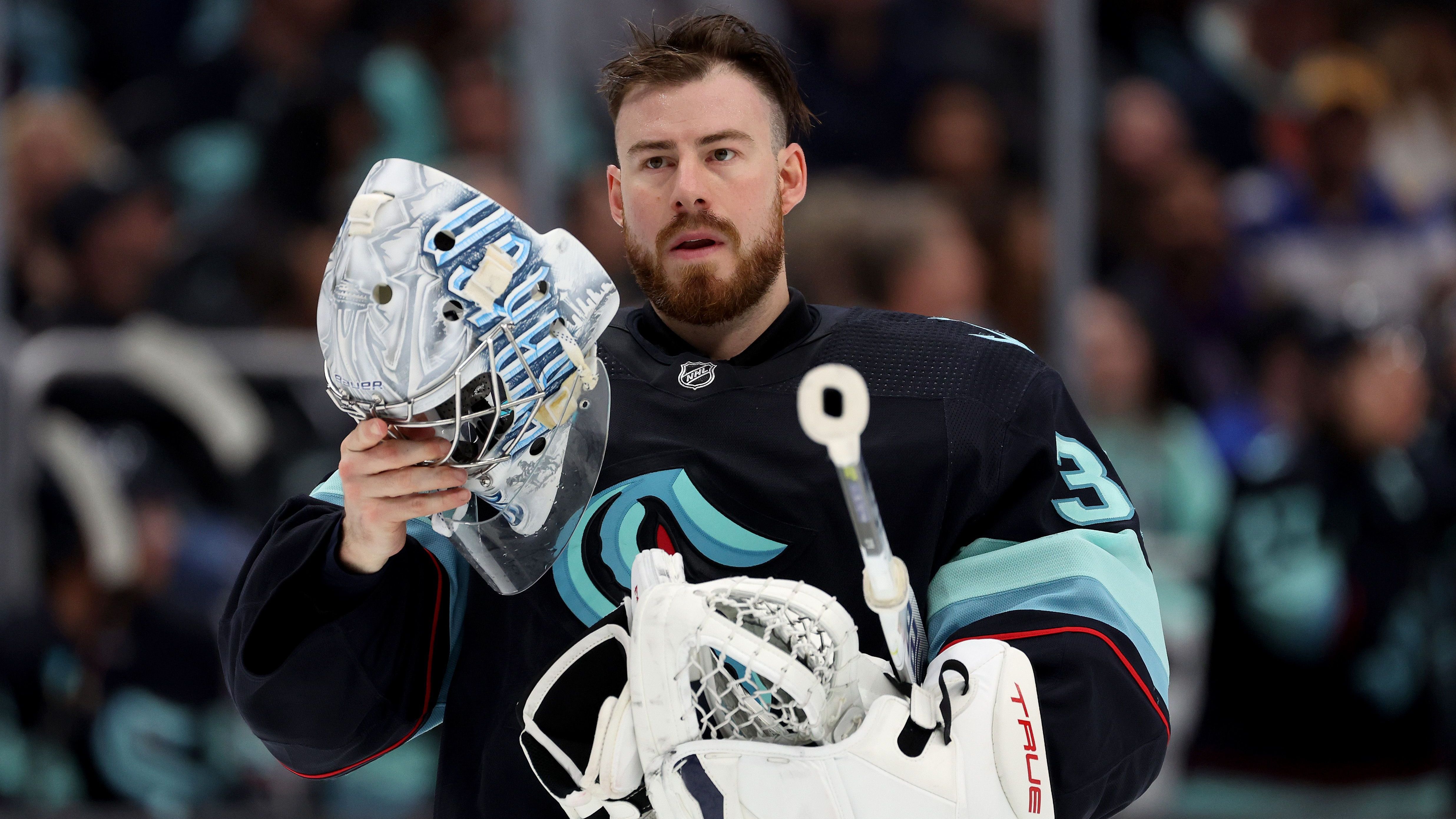 <strong>Philipp Grubauer (Seattle Kraken)   </strong><br>Philipp Grubauer weiß, wie sich der Stanley Cup gewinnen lässt. Der 32-Jährige holte im Jahre 2018 mit den Washington Capitals die Meisterschaft. Doch in dieser Saison musste der Torwart die Playoffs mit den Seattle Kraken schon früh abschreiben, am Ende fehlten über 15 Punkte für einen Wild-Card-Rang im Westen.