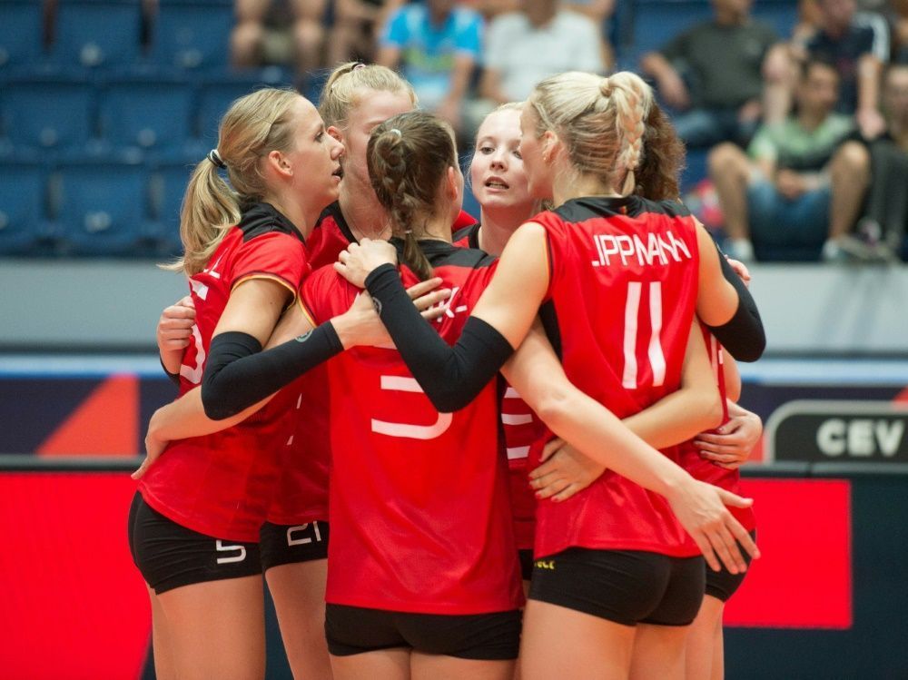 VolleyballEM Frauen feiern Auftakt nach Maß