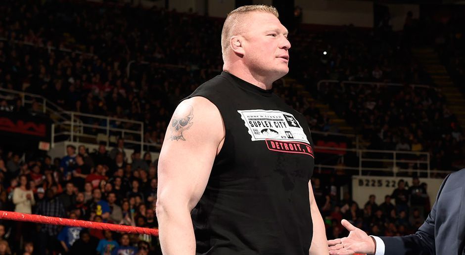 
                <strong>Platz 1: Brock Lesnar</strong><br>
                Grundgehalt 2019: 12 Millionen US-DollarZwölf Millionen US-Dollar! Und Brock Lesnar hat 2019 lediglich acht TV-Matches bestritten. Dazu kommen die Einkünfte durch Merchandise-Verkäufe. Nicht schlecht verhandelt.
              