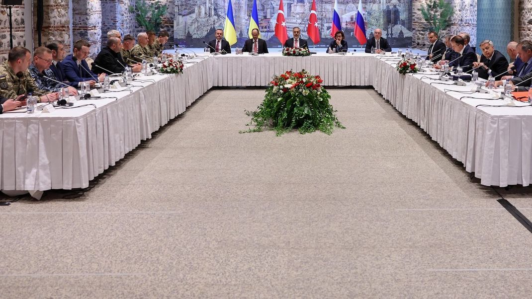Ukraine-Krieg - Verhandlungen in Istanbul