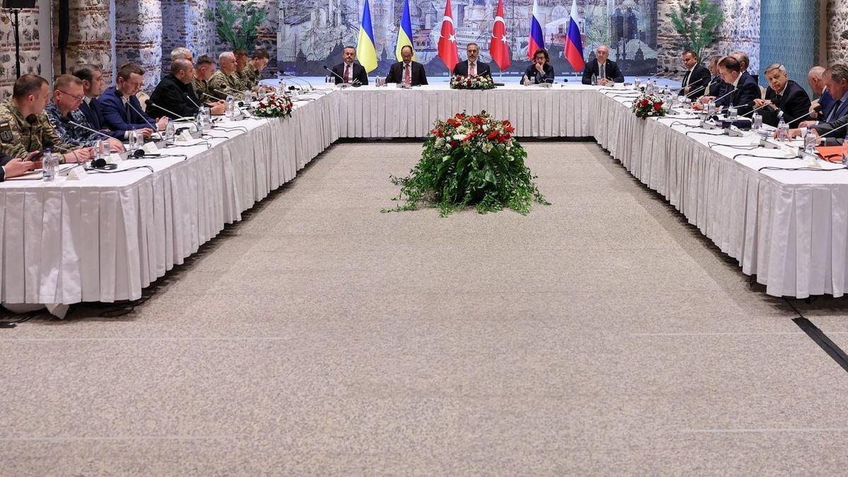 Ukraine-Krieg - Verhandlungen in Istanbul