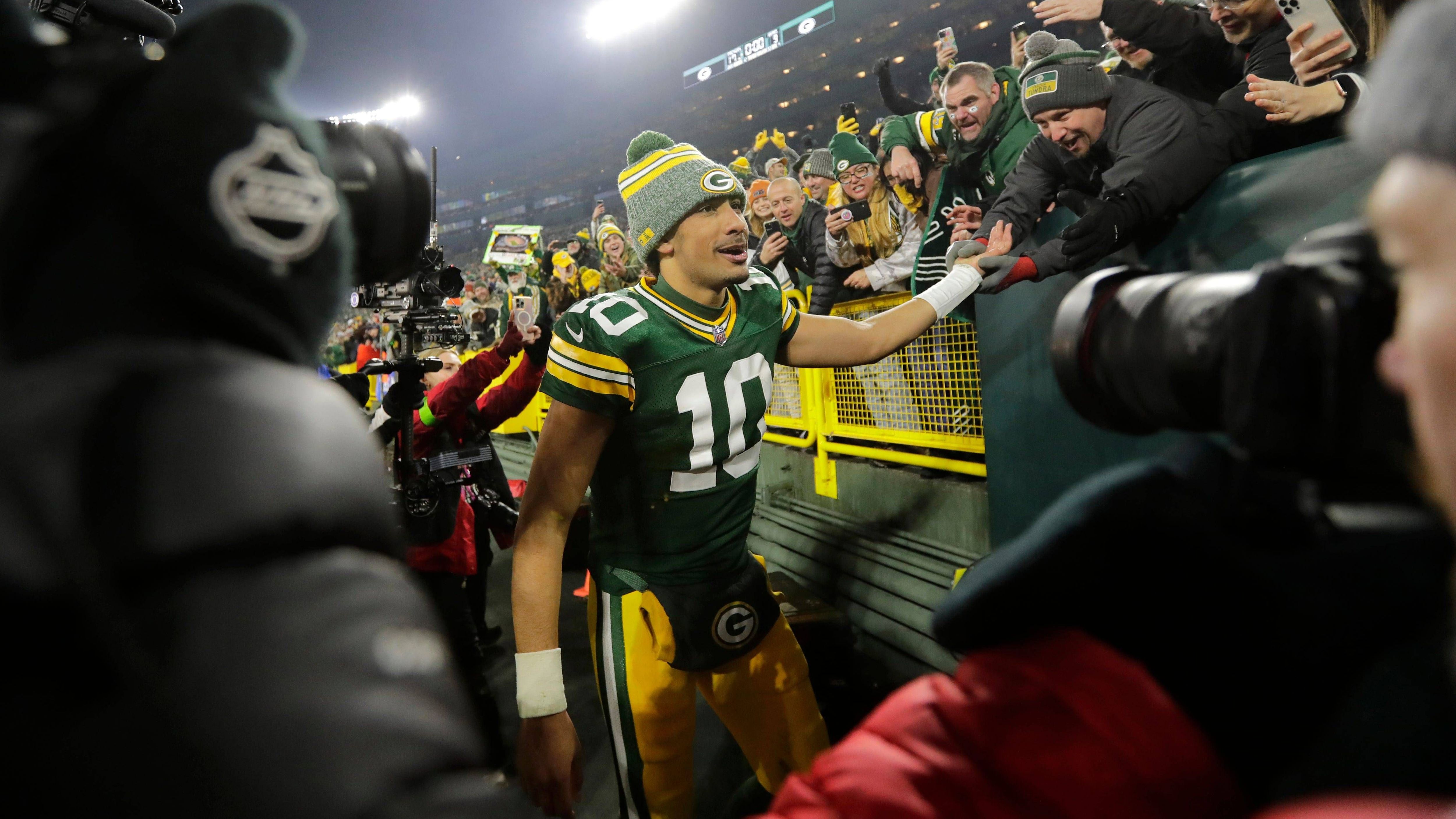 <strong>Der Monster-Vertrag von Jordan Love im Detail</strong> <br>Die NFL hat einen neuen Rekordverdiener. Die Green Bay Packers haben ihren Quarterback Jordan Love mit einem stattlichen Kontrakt ausgestattet. Wie aber setzt sich dieser zusammen? <em><strong>ran</strong></em> zeigt die Zahlen (Quelle: Spotrac).