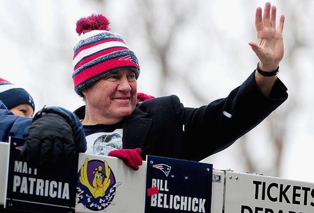 
                <strong>belichicklacht</strong><br>
                ... dem Coach der New England Patriots huscht tatsächlich ein Lächeln über das Gesicht. Was für ein Tag!
              