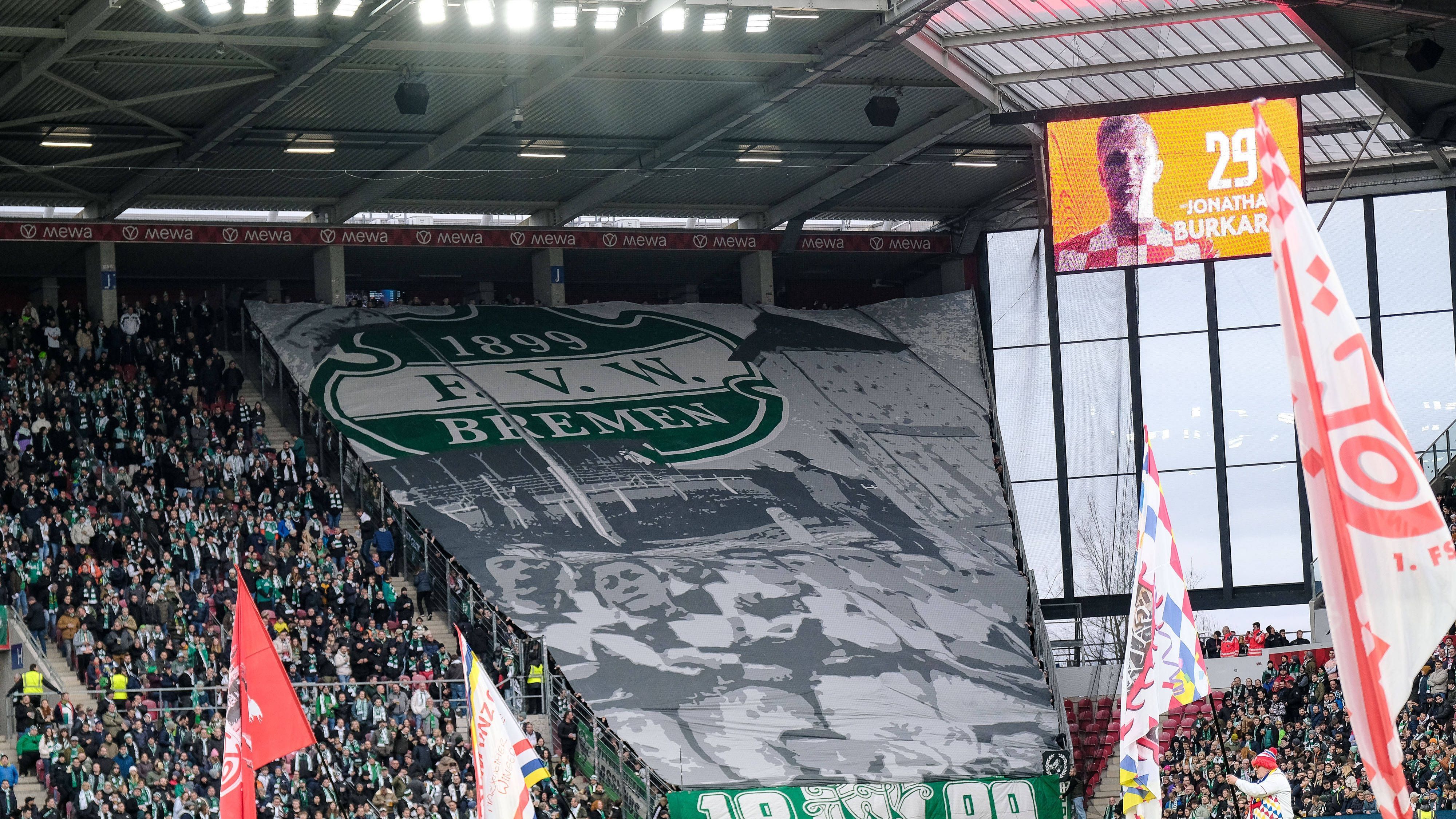 <strong>Die Gründungstage der Bundesliga-Klubs 2023/2024</strong><br>Es gab in jüngerer Vergangenheit Zeiten, da sah Werder Bremen richtig alt aus. Pünklich zum 125. Geburtstag geht es für die Hanseaten sportlich wieder bergauf. Nur drei aktuelle Bundesligisten sind schon länger auf der Welt als der SVW. <em><strong>ran</strong></em> liefert die Gründungstage der 18 Bundesligisten der Saison 2023/2024.<br>Auch interessant: <a data-li-document-ref="443091" href="https://www.ran.de/sports/fussball/bundesliga/news/dieter-burdenski-verstorben-werder-bremen-trauert-um-rekordspieler-443091">Dieter Burdenski verstorben: Werder Bremen trauert um Rekordspieler</a>