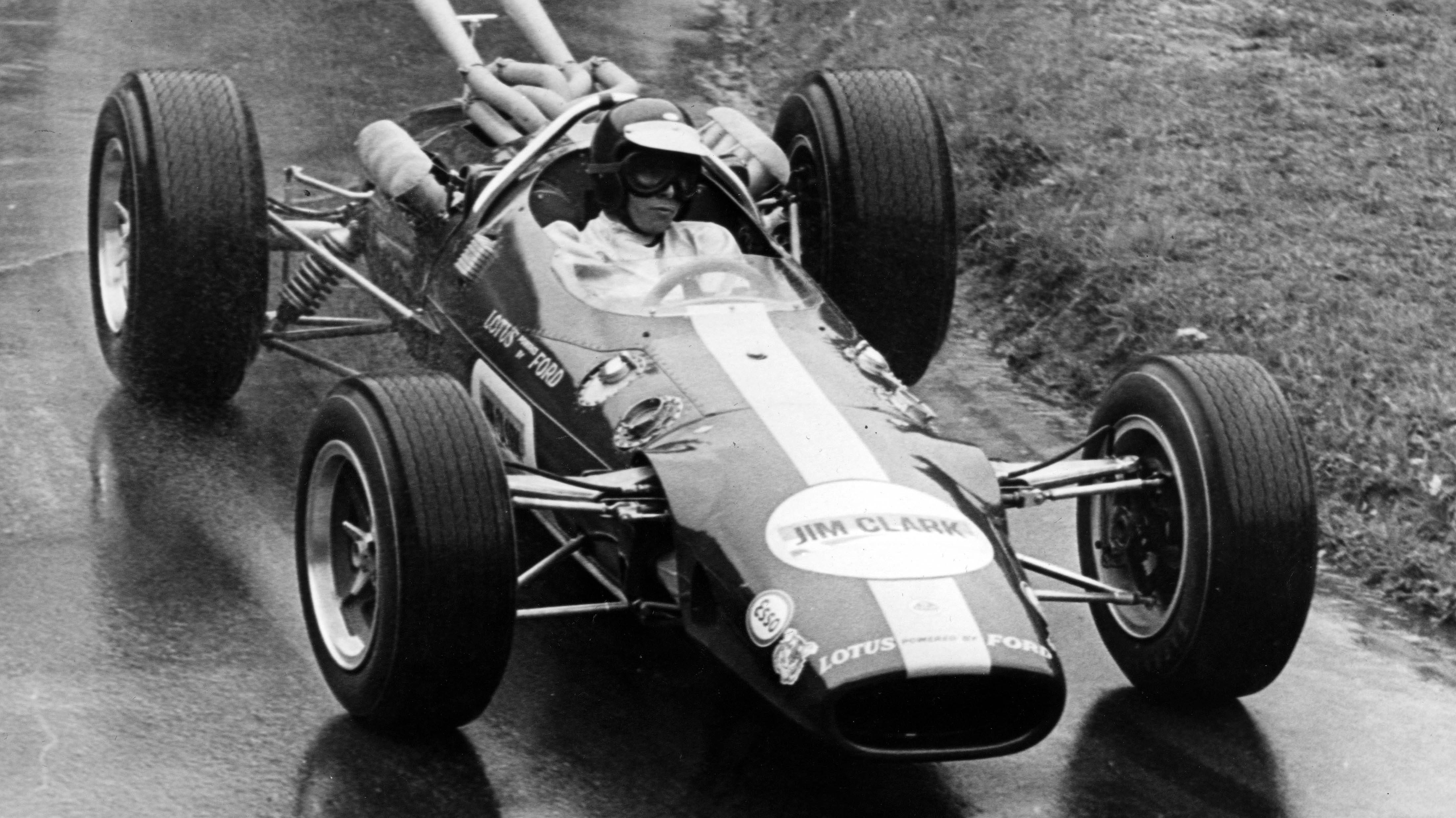 <strong>Platz 7 (geteilt): Jim Clark - fünf Siege</strong><br>Schon etwas länger her ist die Siegesserie von Jim Clark aus dem Jahr 1965. In diesem Jahr konnte der Brite mit Lotus seinen zweiten WM-Titel feiern. Drei Jahre später verunglückte Clark am Hockenheimring tödlich.