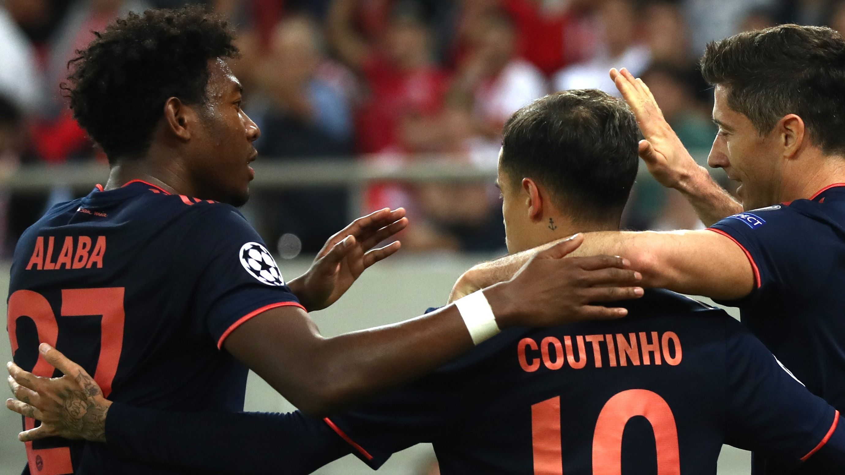 
                <strong>David Alaba</strong><br>
                Defensiv agiert der Österreicher teilweise zu sorglos, offensiv meistens eher vorsichtig. Beinahe sammelt er einen Assist, doch Coutinho vergibt die große Chance. Während der Drangphase der Gastgeber kurz nach der Pause, wirkt er teilweise verloren. ran-Note: 4
              