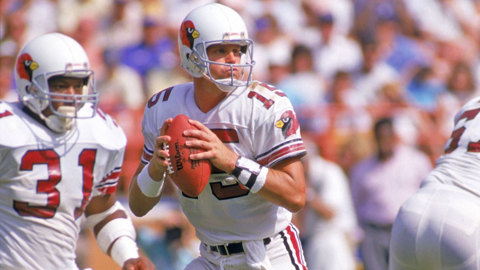 
                <strong>Geteilter Platz 7: St. Louis Cardinals (1987)</strong><br>
                Die Cardinals standen vor dem Spiel bei einer Bilanz von 7-8. Doch gegen die Tampa Bay Buccaneers holte das Team um Quarterback Neil Lomax 1987 einen 25-Punkte-Rückstand auf und gewann am Ende sogar noch -  mit 31:28. Noch im letzten Viertel lagen die Cardinals mit 3:28 zurück. 
              