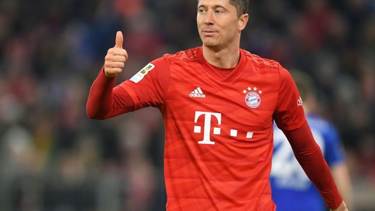 Großzügige Spende von Robert (Foto) und Anna Lewandowski