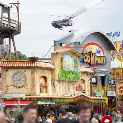 Cranger Kirmes in Herne offiziell eröffnet