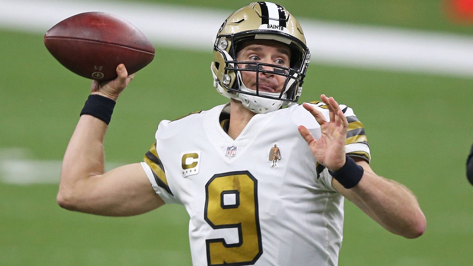 
                <strong>New Orleans Saints</strong><br>
                &#x2022; Drew Brees<br>&#x2022; Quarterback<br>&#x2022; Spiele: <strong></strong><br>
              