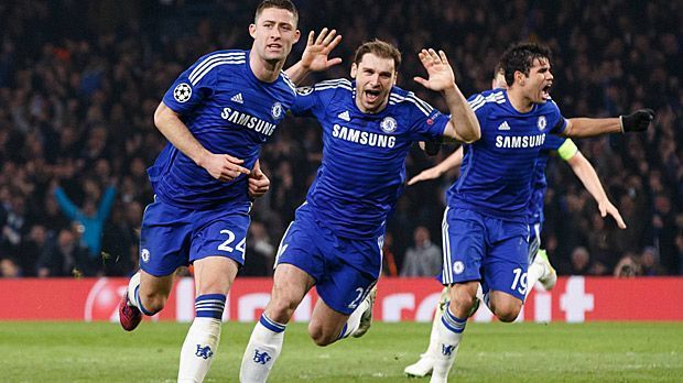 
                <strong>Platz 10: FC Chelsea mit 39,23 Millionen Euro</strong><br>
                Platz 10: FC Chelsea mit 39,23 Millionen Euro. Für die "Blues" ist gegen Paris überraschend ebenfalls schon im Achtelfinale Endstation. Vier Siege und vier Unentschieden sind fünf Millionen Euro wert. Außerdem kassiert der englische Meister die Teilnahmeprämie von 8,6 Millionen, 3,5 Millionen für das Erreichen der ersten K.o.-Runde und 22,13 Millionen aus dem Marktpool.
              